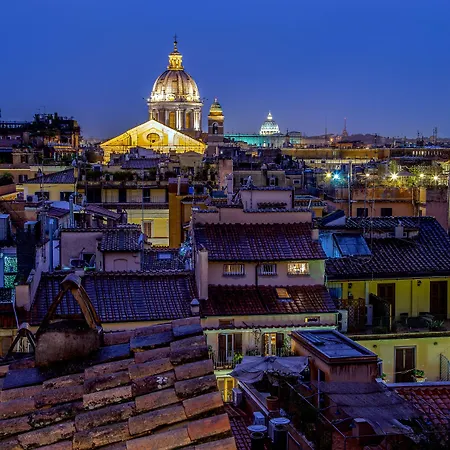 The At The Spanish Steps Konukevi 4*