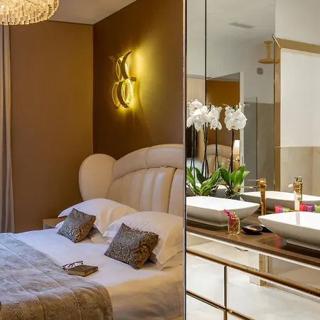 בית הארחה The At The Spanish Steps 4*