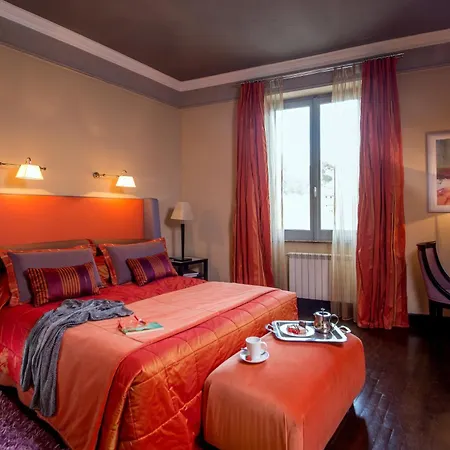 Affittacamere The At The Spanish Steps 5*