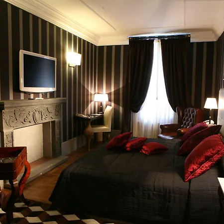 The At The Spanish Steps Penzion