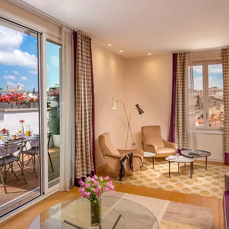 The At The Spanish Steps Penzion 3*