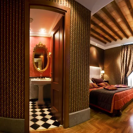 בית הארחה The At The Spanish Steps 4*