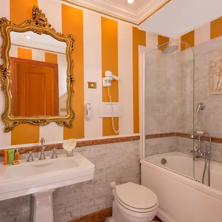 The At The Spanish Steps 4*