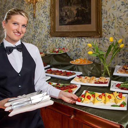 The At The Spanish Steps 3* Řím