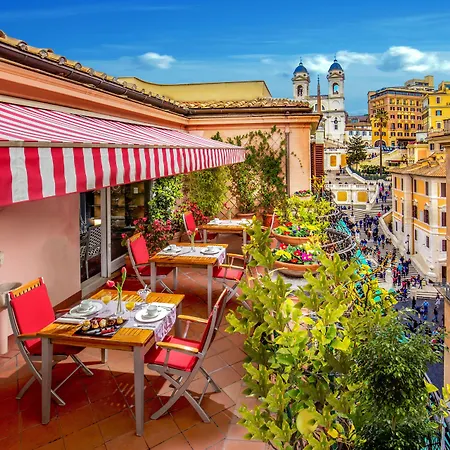 בית הארחה The At The Spanish Steps 4*