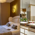 게스트하우스 The At The Spanish Steps 4*